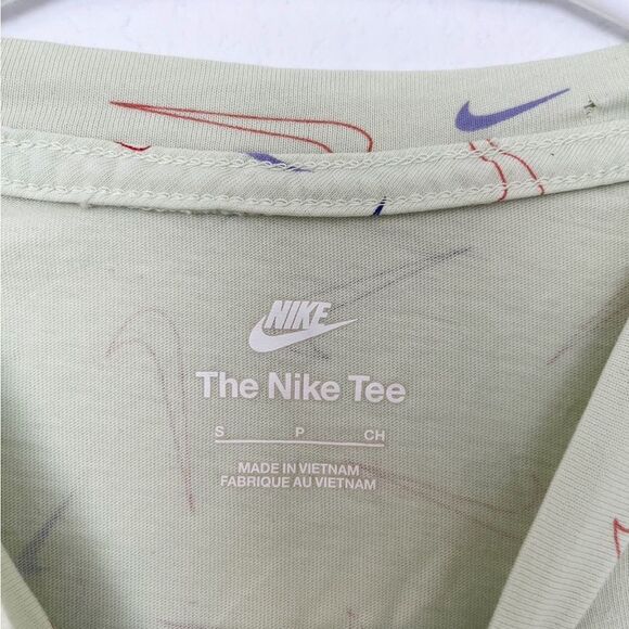 Nike Crop Top - Picture 3 of 3